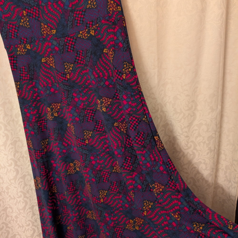 LuLaRoe Black and Red Floral Dress L